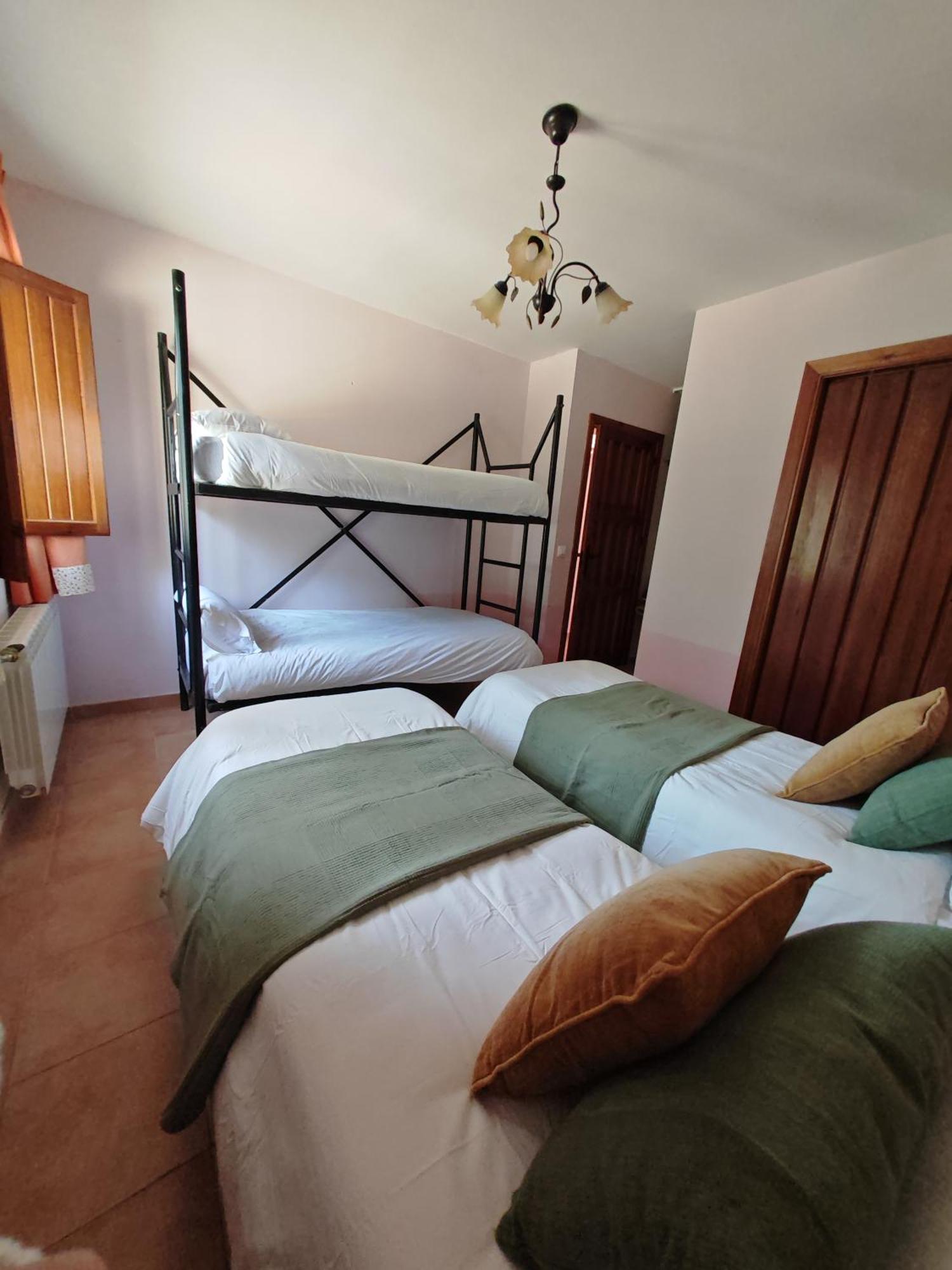 El Moral Centro De Turismo Rural Valdecañas Esterno foto